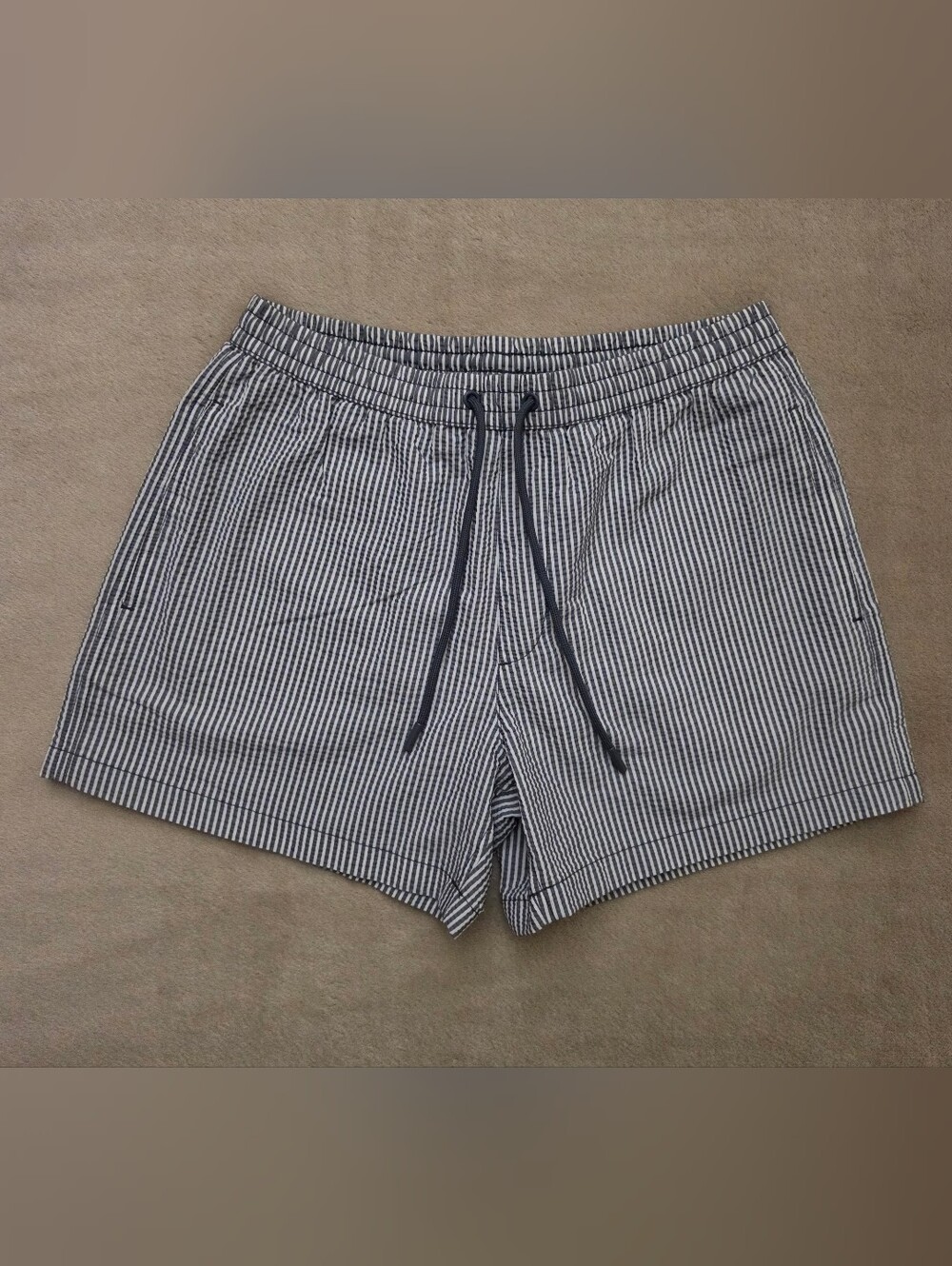 Zara Men's Seersucker 4.3" Striped Navy/White Swim Shorts Size Medium